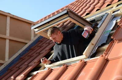 Pose de fenêtres de toit Velux à Gosselming